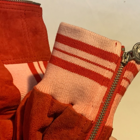 Versace Versus vintage red suede jacket - Picture 5 of 9